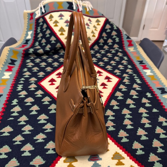 Tuscany Leather Bag with gold hardware - Picture 10 of 16